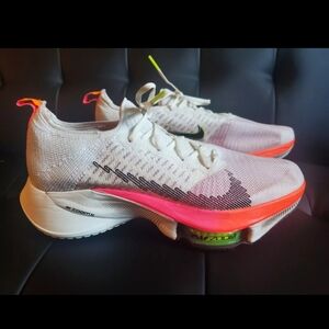 Men’s Size 10.5 - Nike Air Zoom Tempo NEXT% Flyknit Rawdacious DJ5430-100